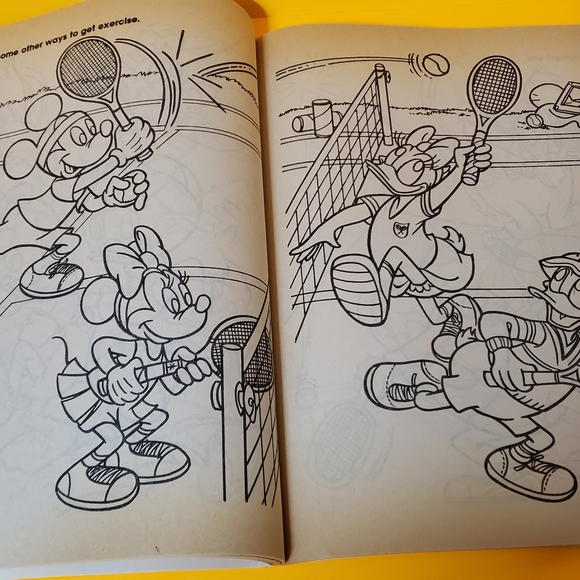 Walt Disney Mickey Mouse Mousersize Coloring Book Walt Disney Prod 1983 UNUSED - Picture 6 of 11